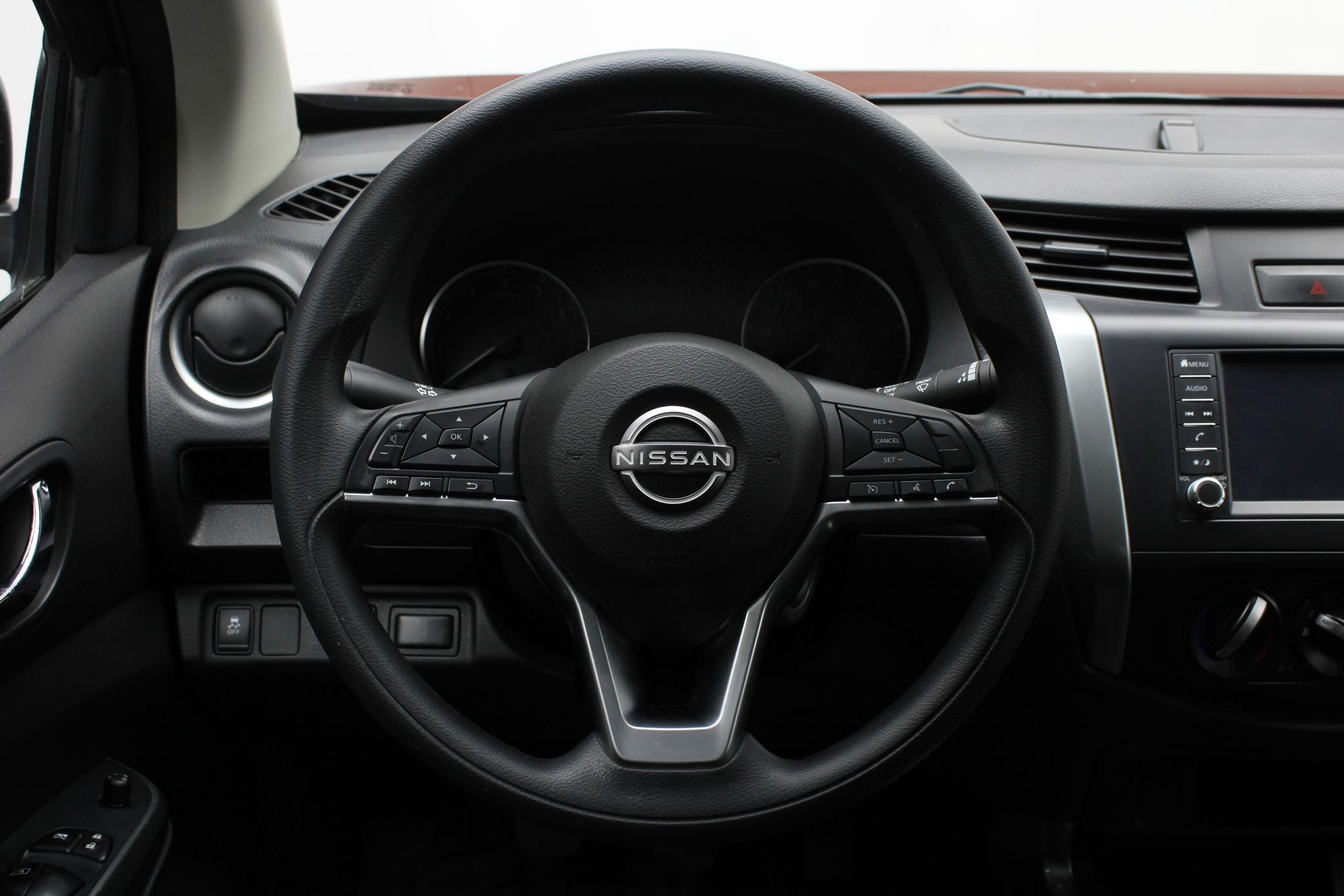 2023 Nissan Frontier 2.5 Le Mt