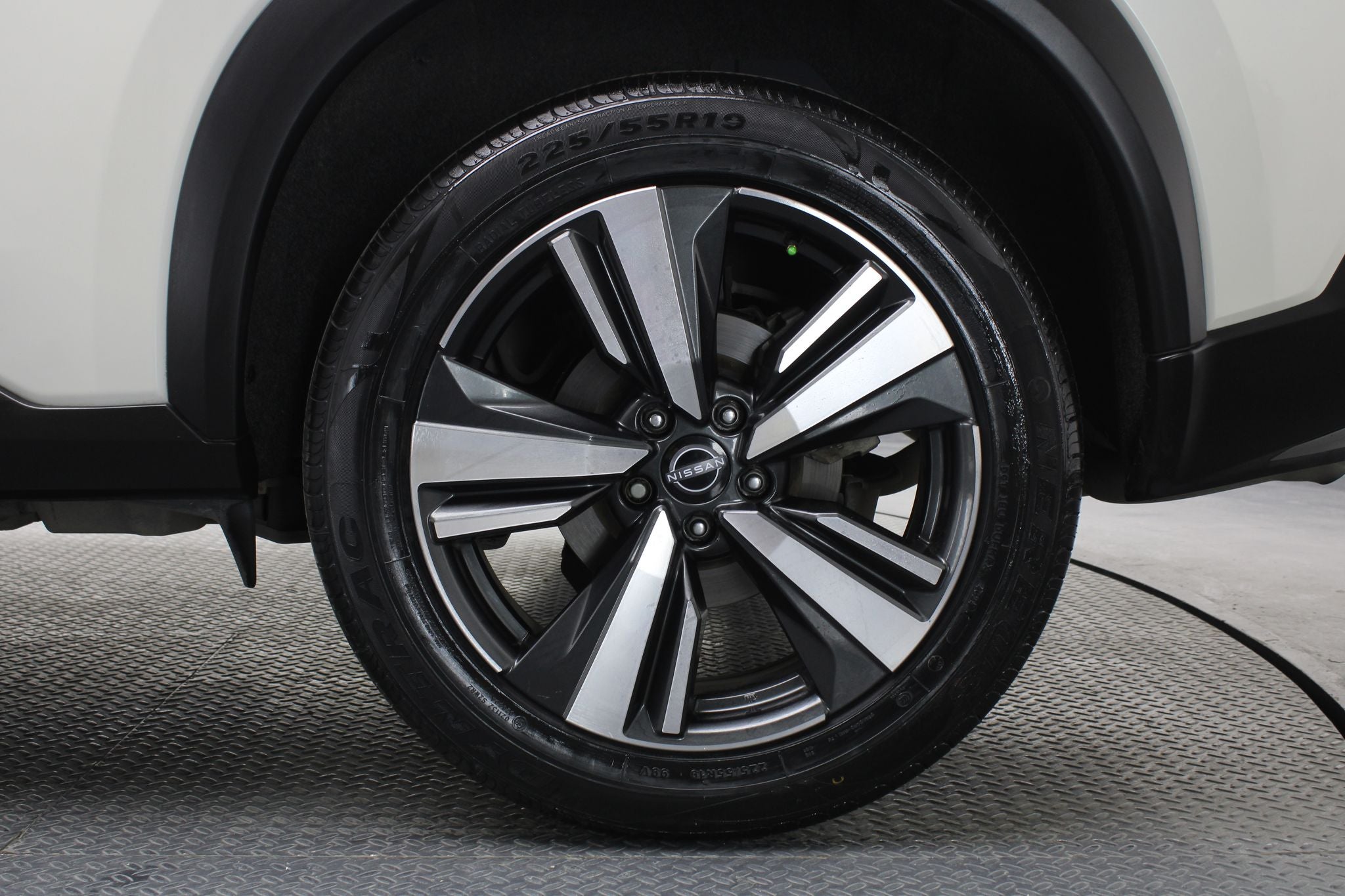 2023 Nissan X-Trail 2.5 Platinum 3 Filas At