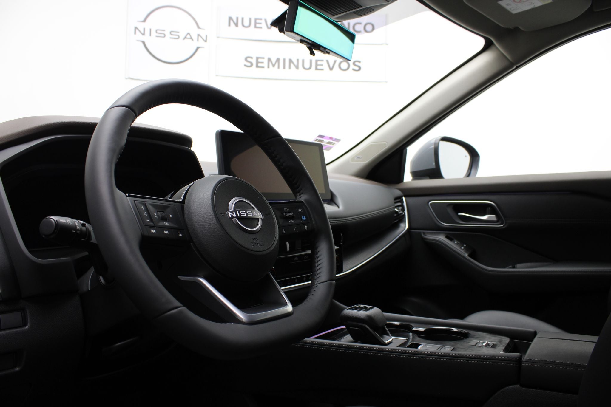2025 Nissan X-Trail 2.5 Platinum Plus 2F At