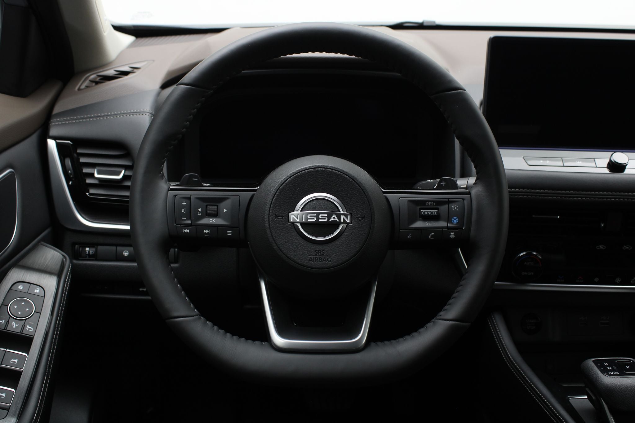 2025 Nissan X-Trail 2.5 Platinum Plus 2F At