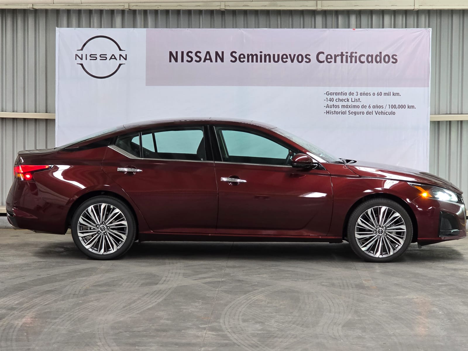 2024 Nissan ALTIMA 4P EXCLUSIVE L42.0T AUT
