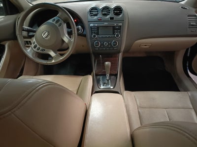 2010 Nissan ALTIMA Base