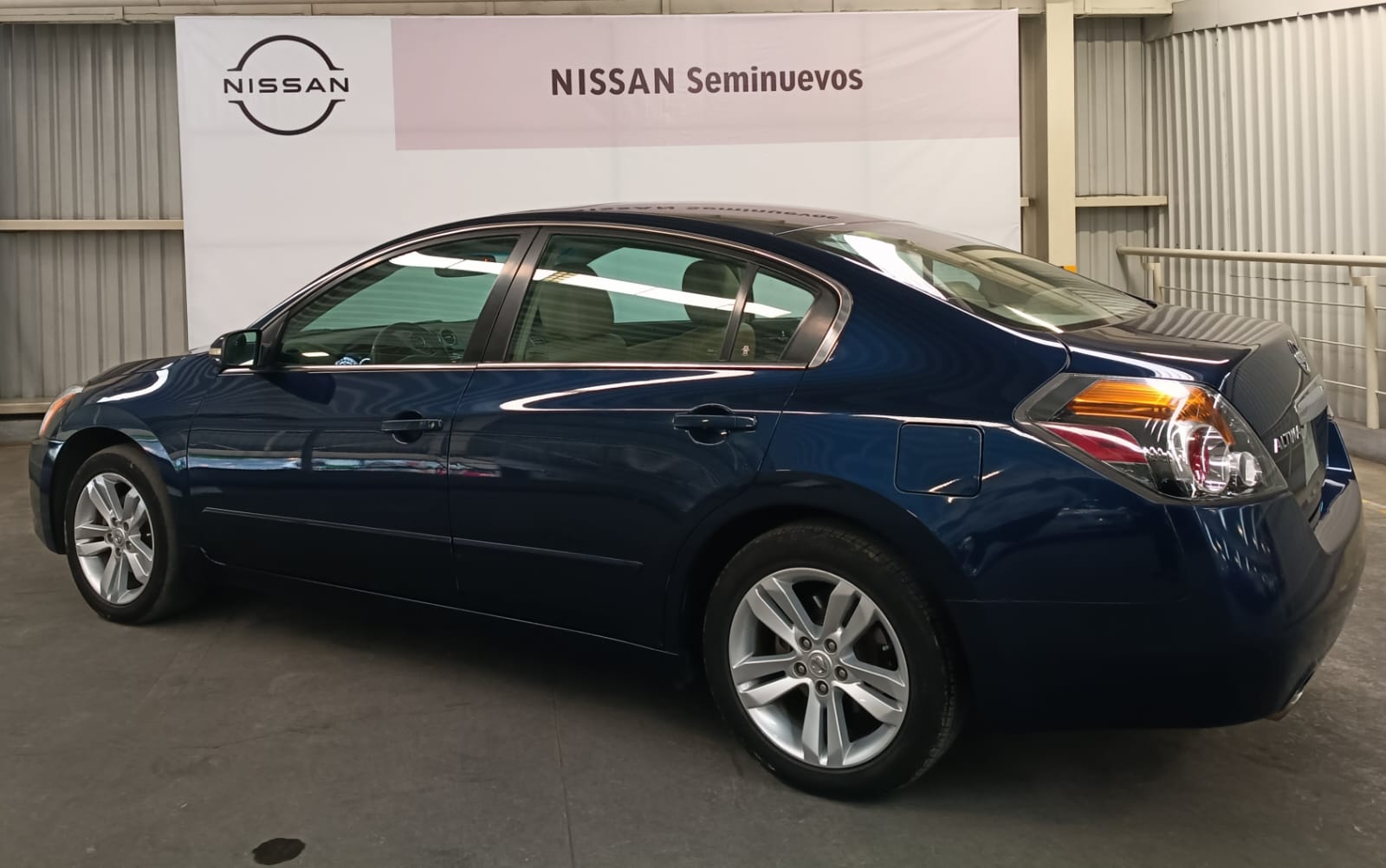 2010 Nissan ALTIMA Base