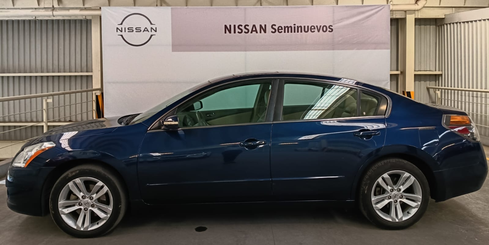 2010 Nissan ALTIMA Base