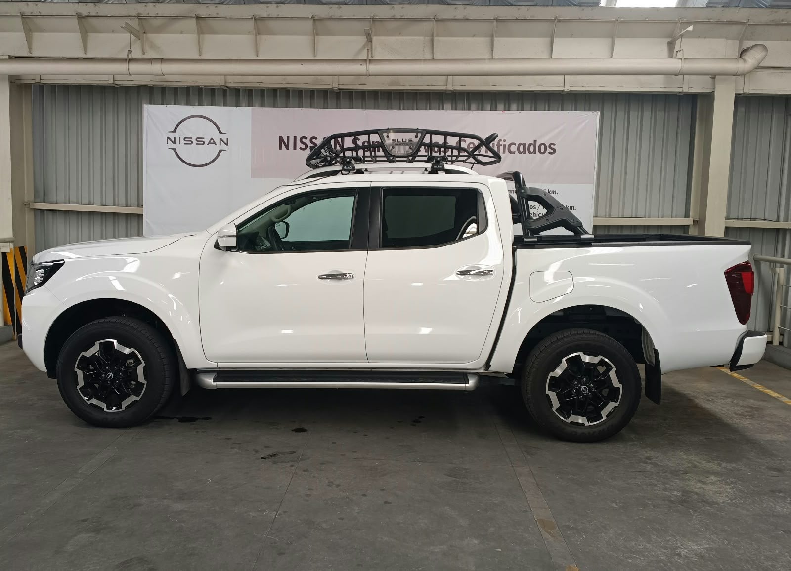 2025 Nissan FRONTIER 4P PLATINUM LE L42.5 AUT