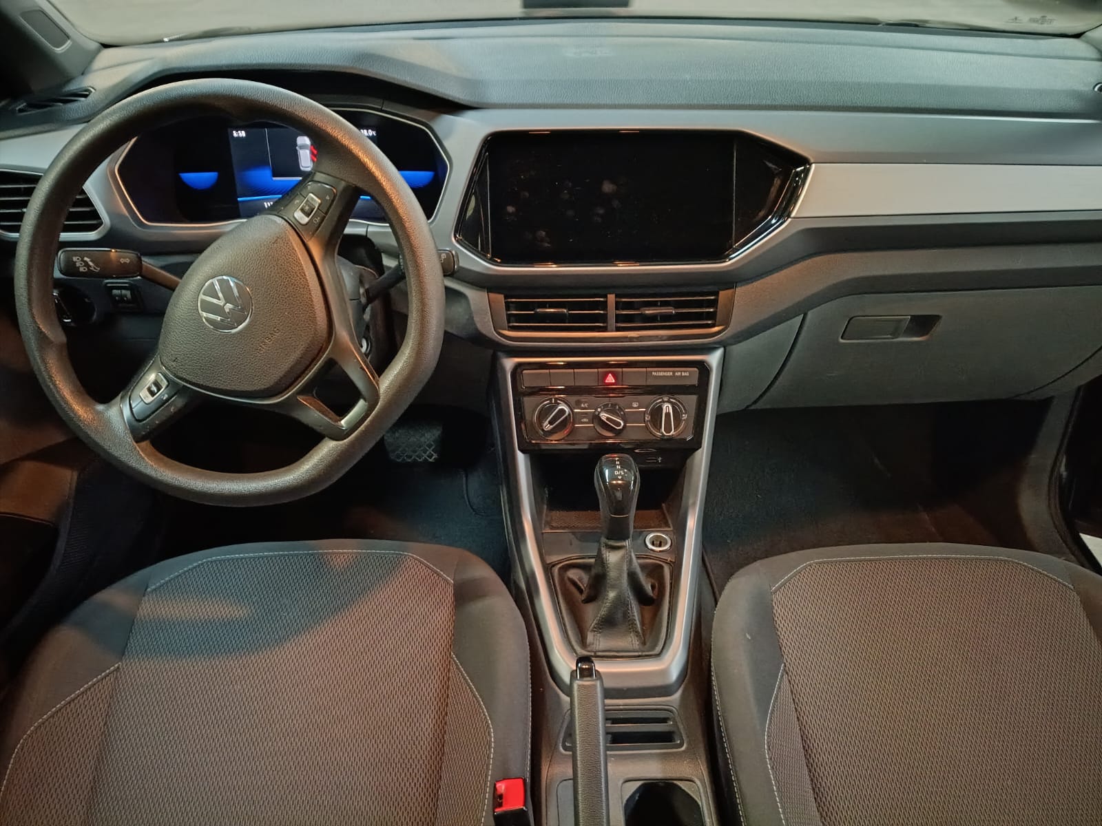 2022 Volkswagen T-CROSS 5 PTS TRENDLINE 16L TA AAC RA-16