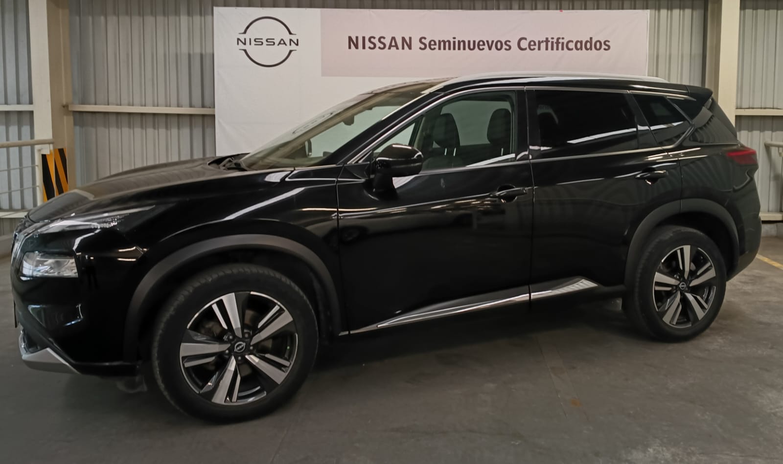 2023 Nissan X-TRAIL 5 PTS. PLATINUM TA PIEL QCP GPS 3 ROW RA-19