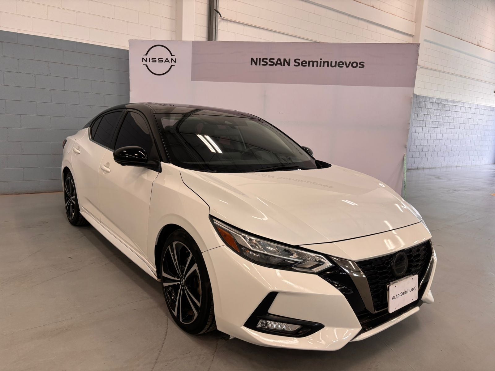 2023 Nissan Sentra 2.0 SR Bi-Tono At