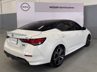2023 Nissan Sentra 2.0 SR Bi-Tono At