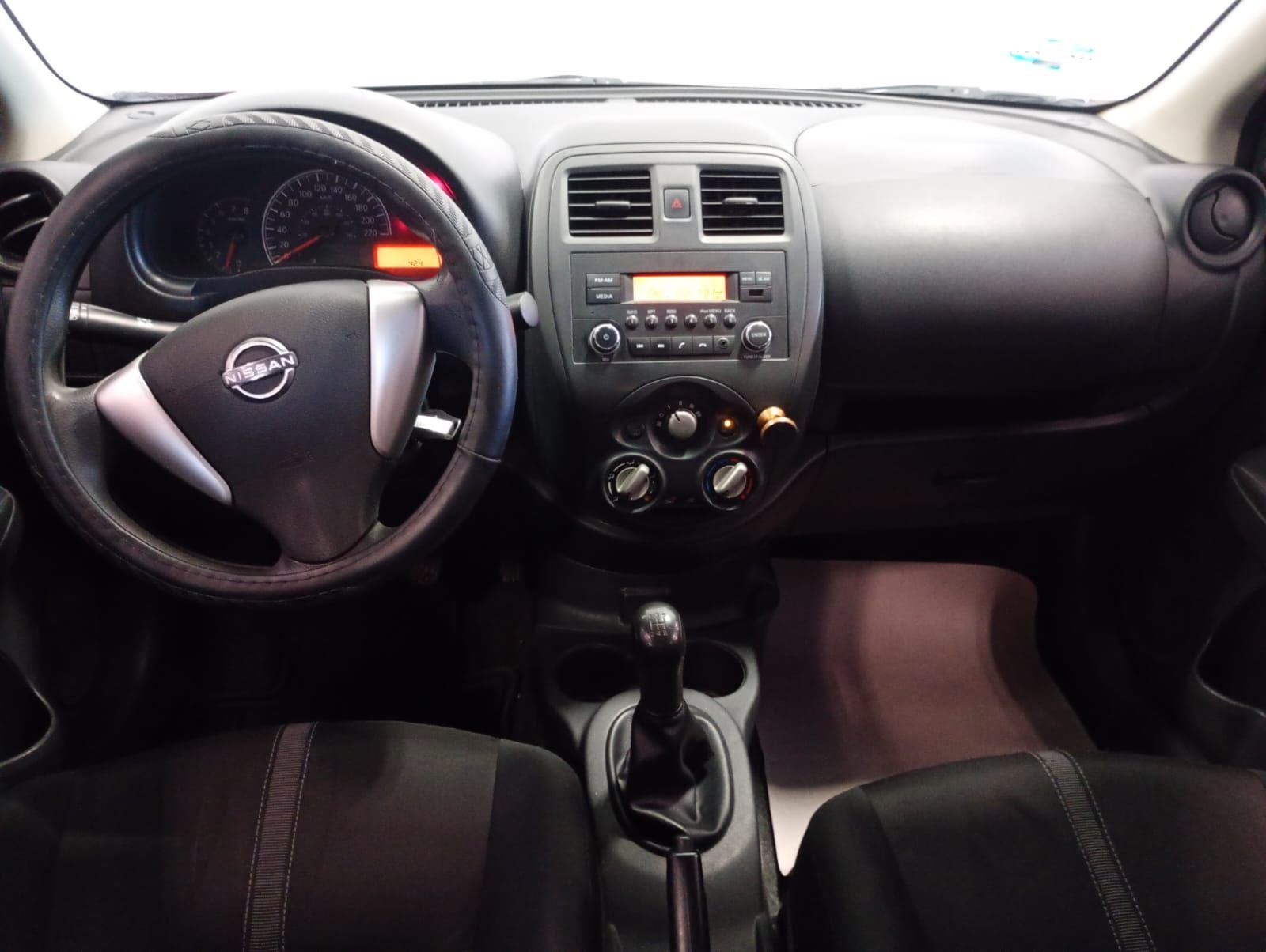 2023 Nissan V-Drive 1.6 A/C  Mt