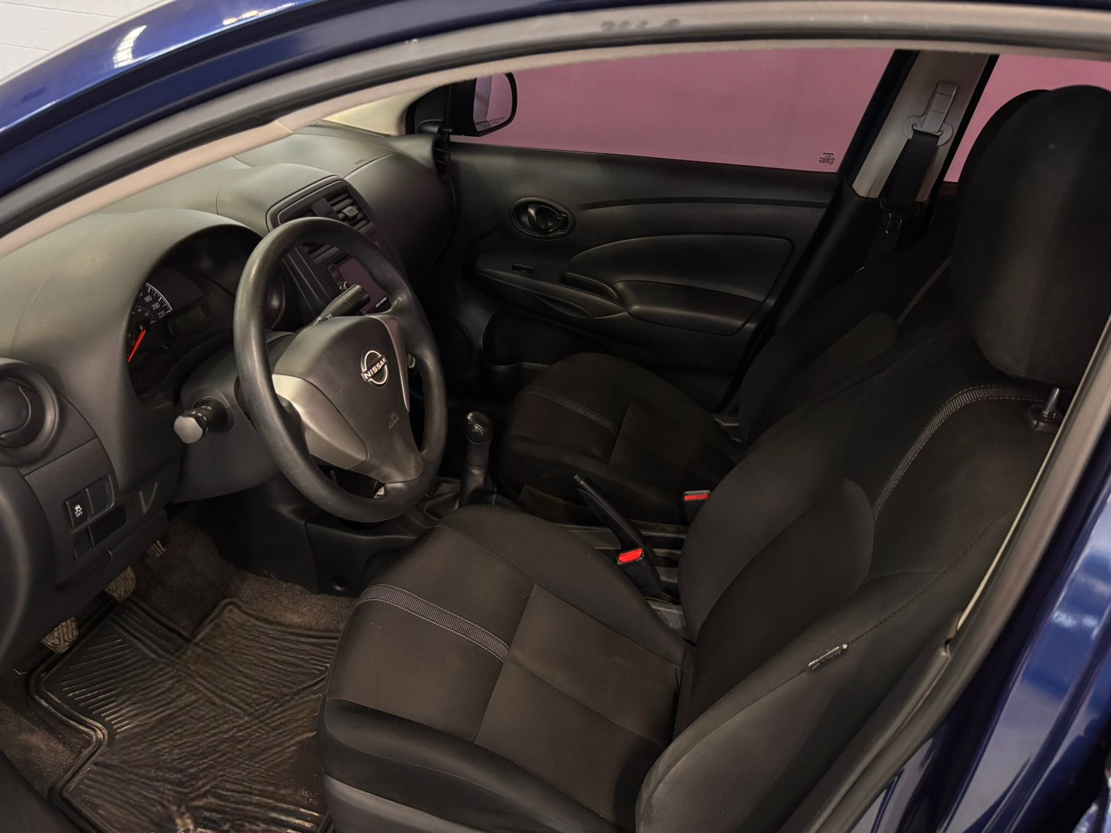 2023 Nissan V-Drive 1.6 A/C  Mt