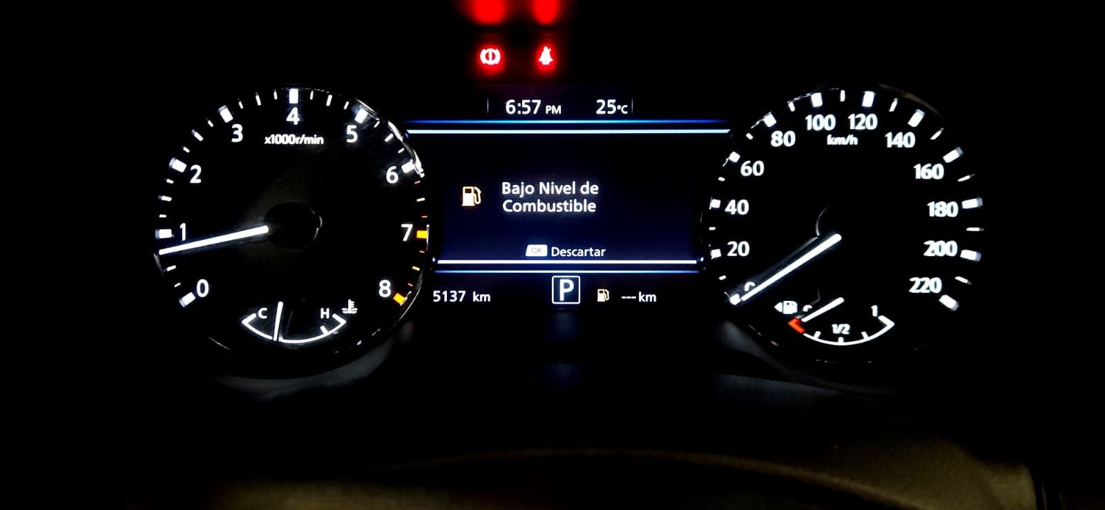 2025 Nissan Frontier 2.5 Doble Cabina LE 4x2 At