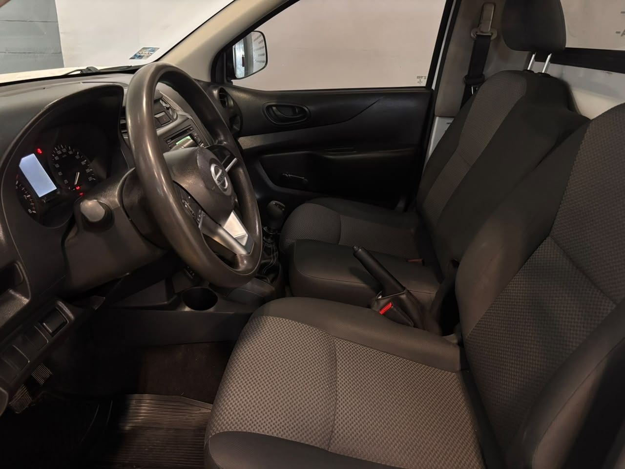 2021 Nissan NP300 2.5 Chasis AC Mt