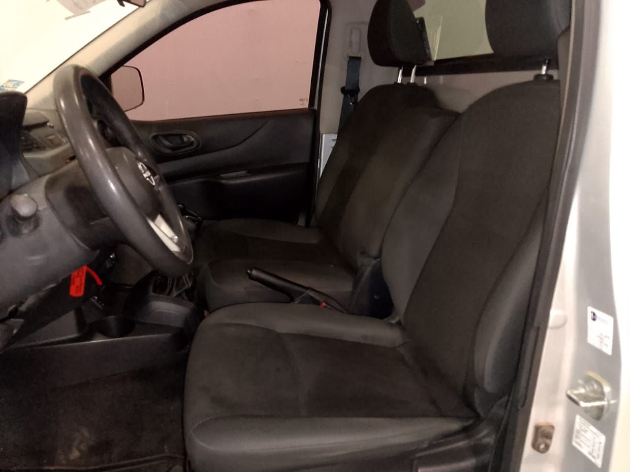 2023 Nissan NP300 2.5 Chasis AC Mt