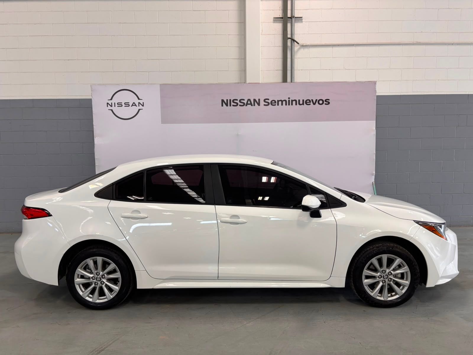 2024 Toyota Corolla 2.0 Le At