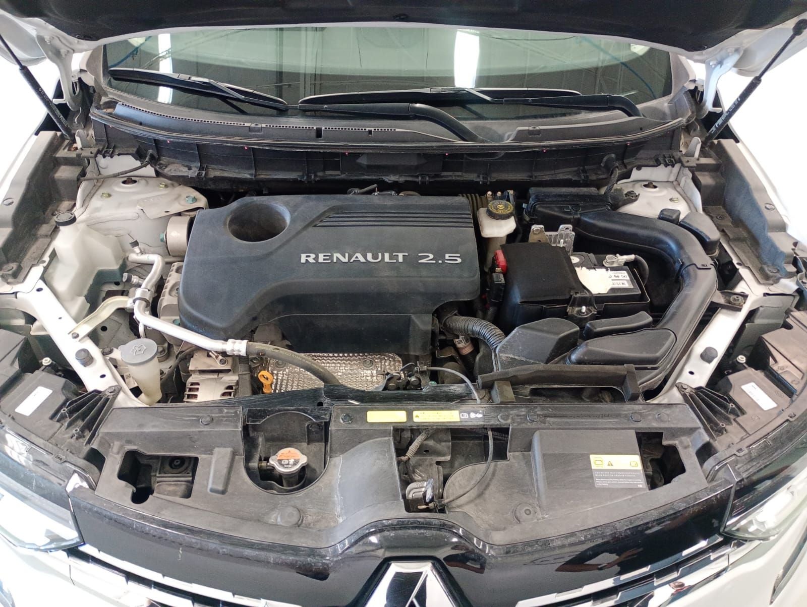 2023 Renault Koleos 2.5 Iconic Piel Cvt